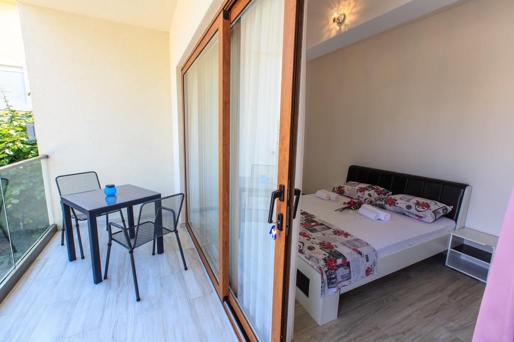 Apartments Matkovic Lux Sutomore Exterior foto